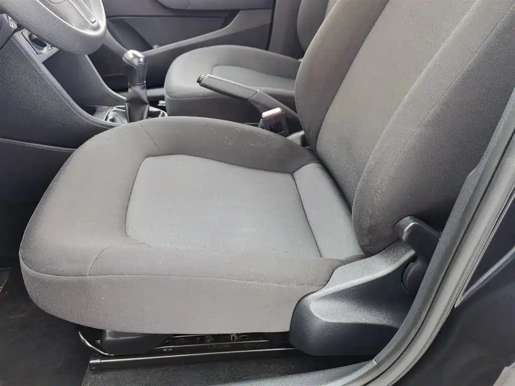 VOLKSWAGEN JETTA 2015