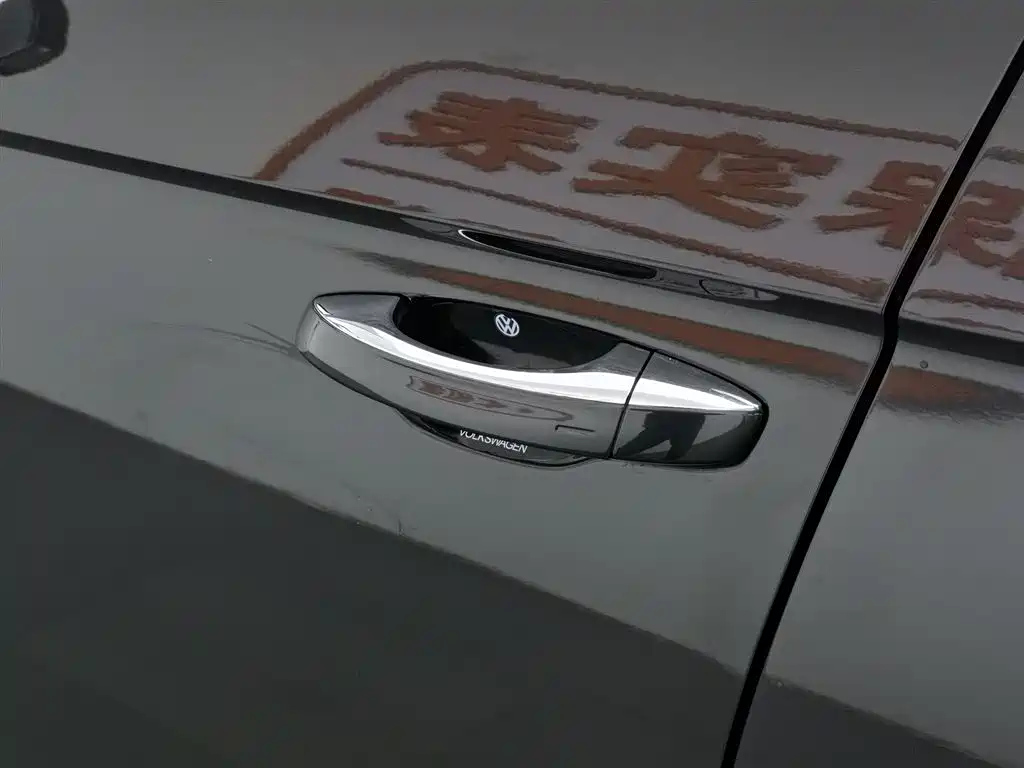 VOLKSWAGEN TAYRON 2024