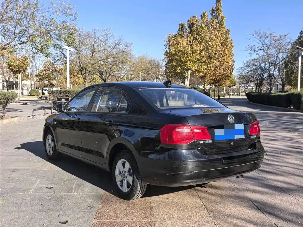 VOLKSWAGEN JETTA 2014