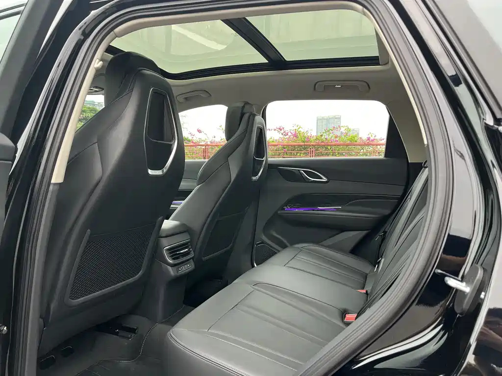 HONGQI HS3 PHEV 2024