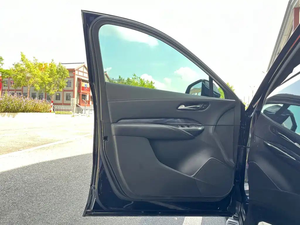 CADILLAC XT4 2020