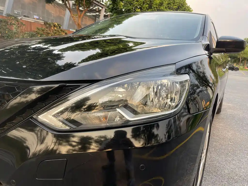 NISSAN SYLPHY 2020