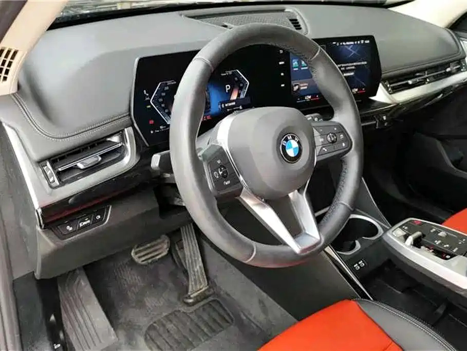 BMW X1 2025