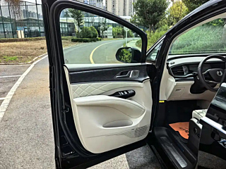 DENZA D9 2024 YEAR DM-I 970 LUXURY 2024