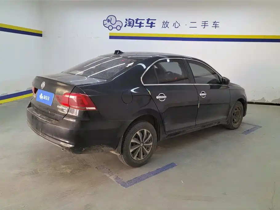 VOLKSWAGEN SANTANA 2017