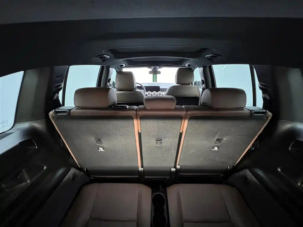 MERCEDES BENZ GLB 2022