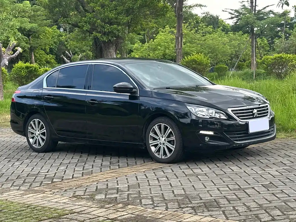 PEUGEOT 408 2014