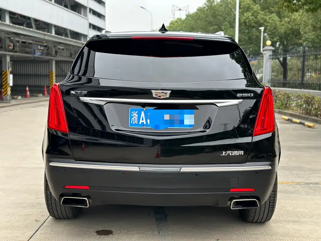 CADILLAC XT5 2018