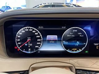 MAYBACH S-CLASS 2018 YEAR S 680 2018