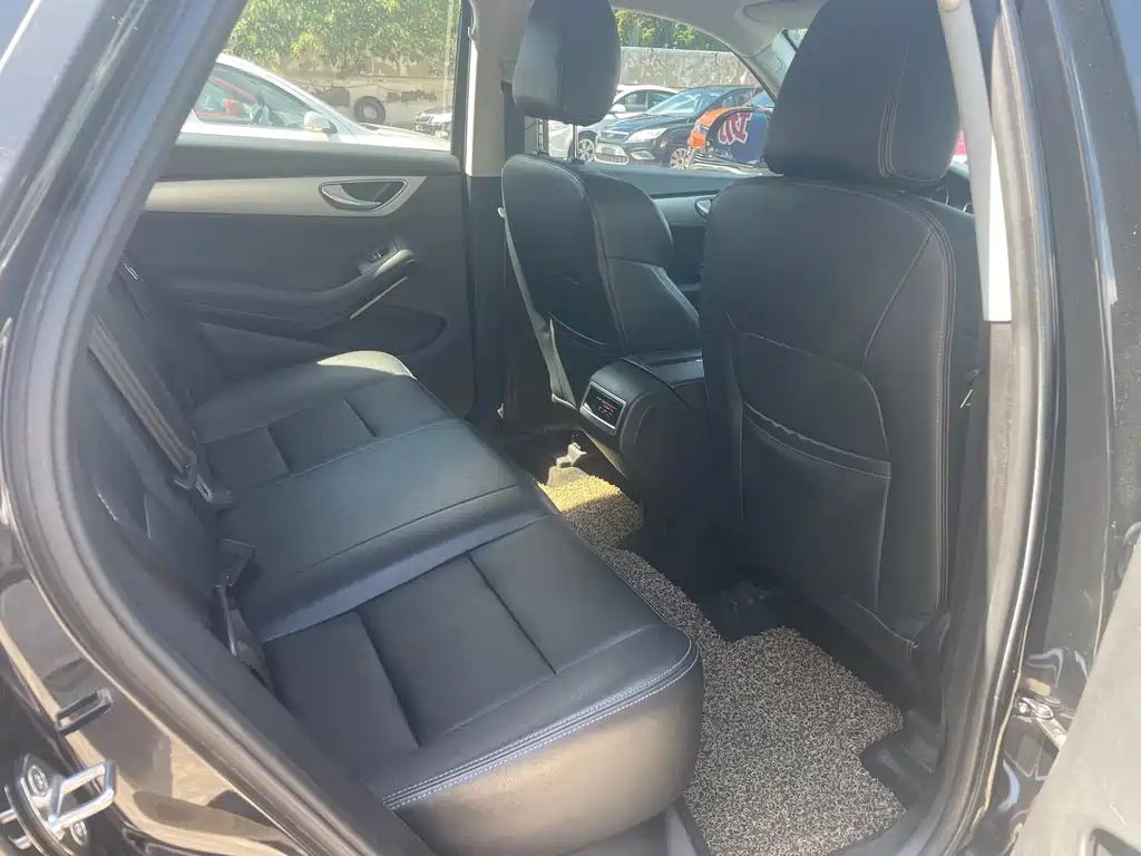 ZOTYE SR7 2016