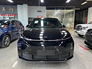 Заказать LI AUTO L6