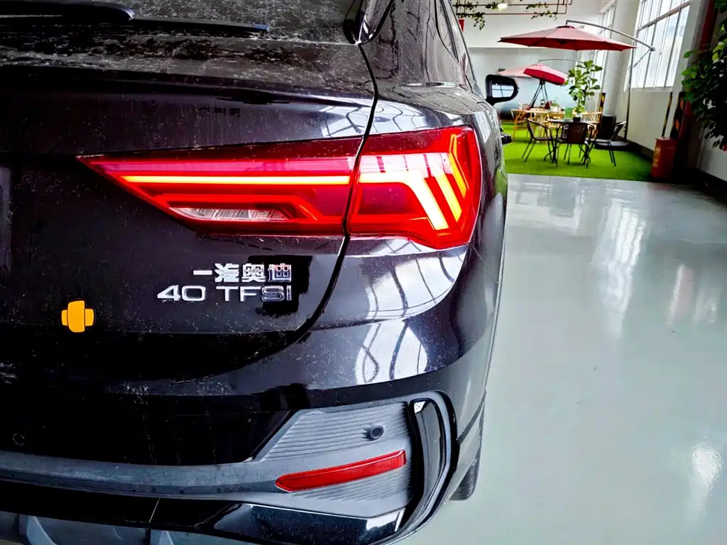 AUDI Q3 SPORTBACK 2021