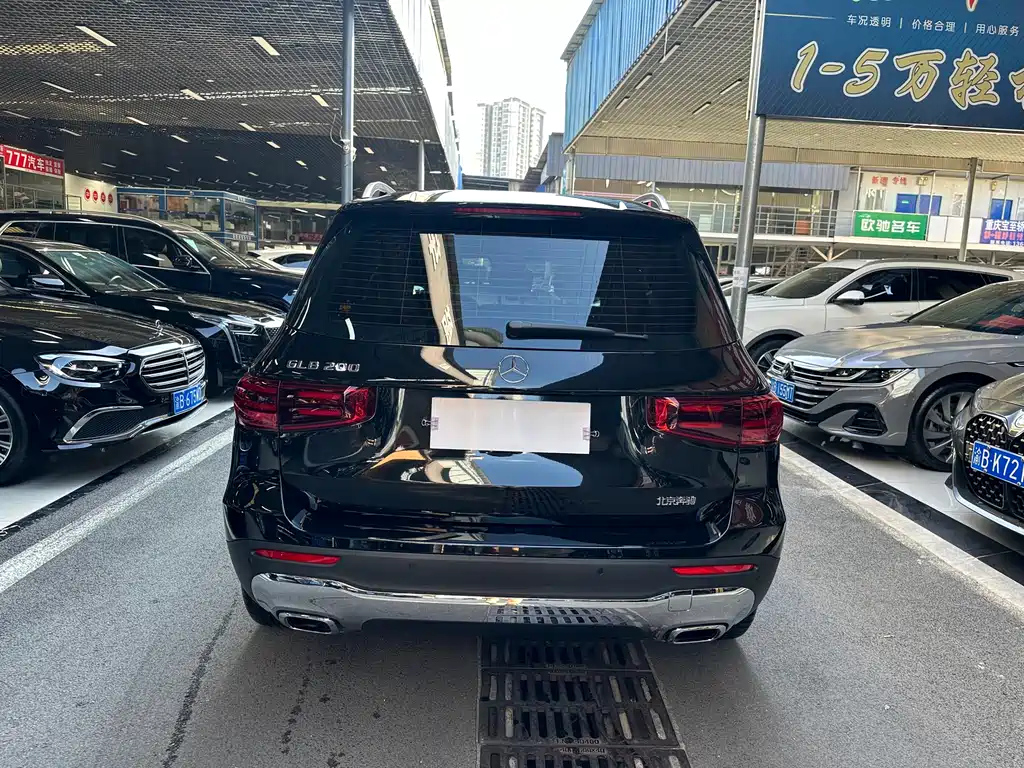 MERCEDES BENZ GLB 2024