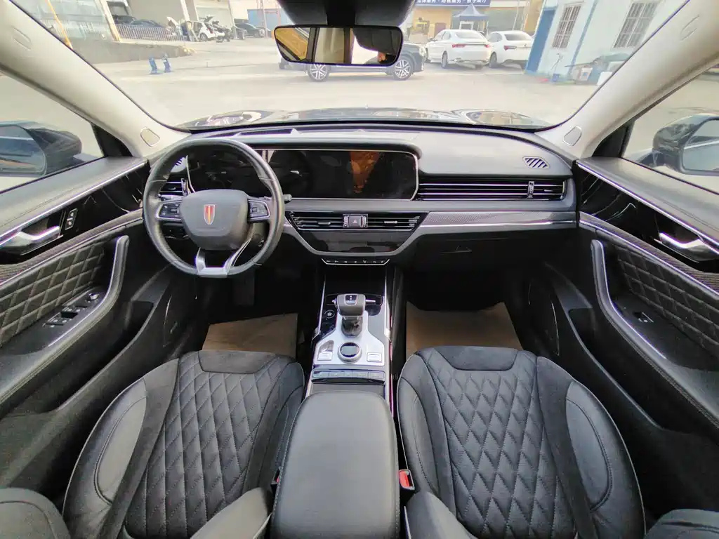 HONGQI HS5 2020