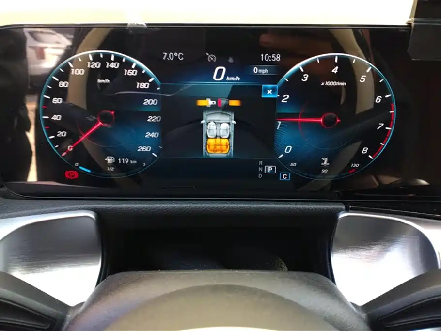 MERCEDES BENZ GLB 2020