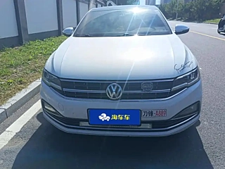VOLKSWAGEN BORA  2020