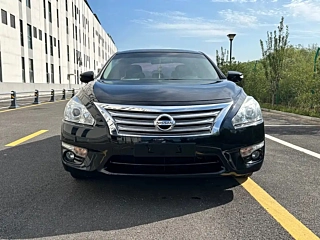 NISSAN TEANA 2015