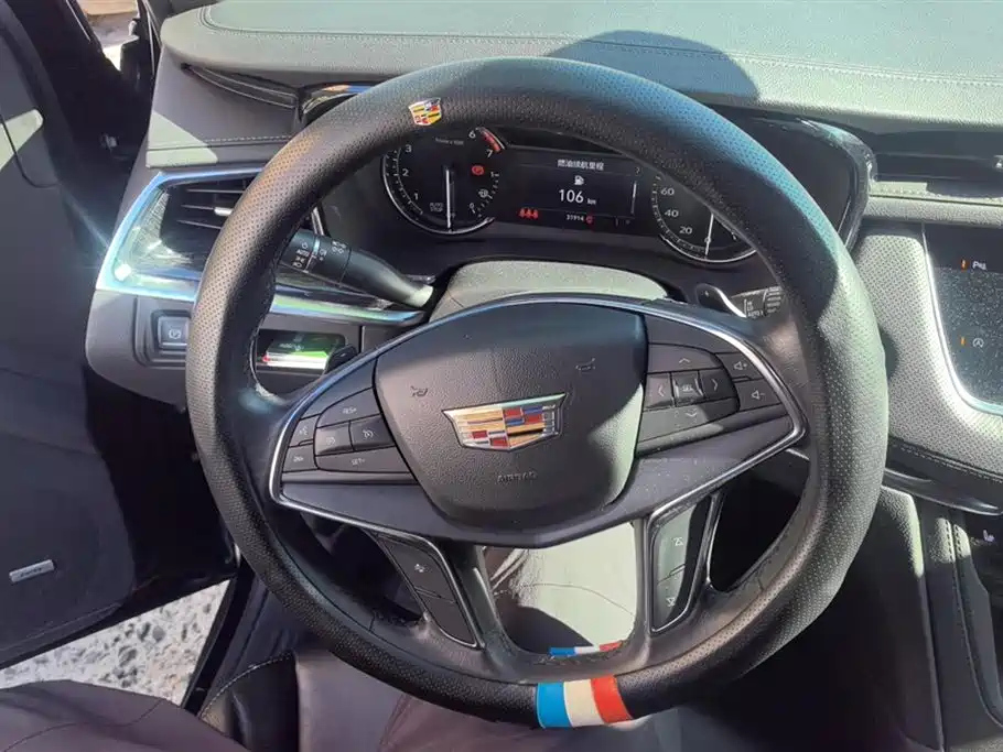 CADILLAC XT5 2020