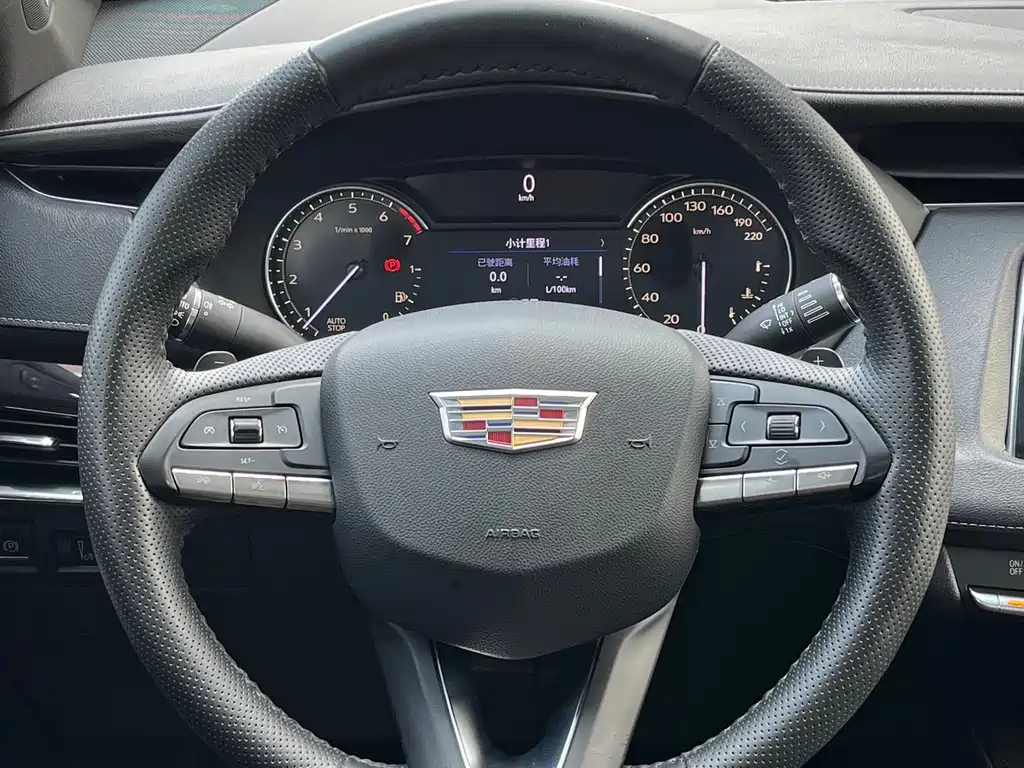 CADILLAC XT4 2020
