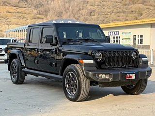 Заказать JEEP 角斗士