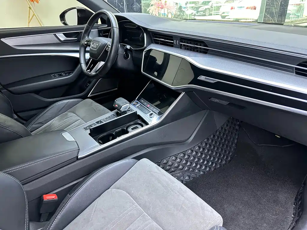 AUDI A6L 2022