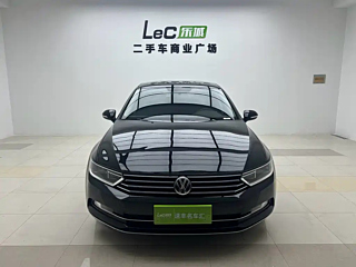 VOLKSWAGEN MAGOTAN 2016