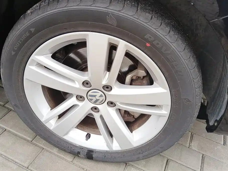 VOLKSWAGEN SHARAN 2015