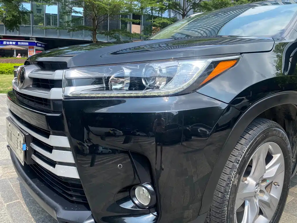 TOYOTA HIGHLANDER 2018