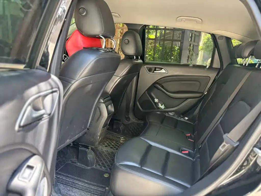 MERCEDES BENZ B-CLASS 2015