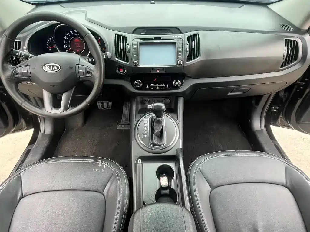 KIA SPORTAGE 2012