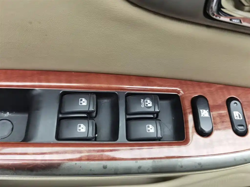 BUICK EXCELLE 2011