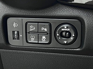 KIA VENUE  2021 YEAR 1.4L CVT YEAR 2021