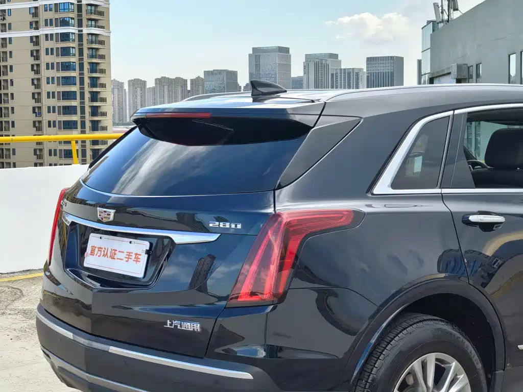 CADILLAC XT5 2021