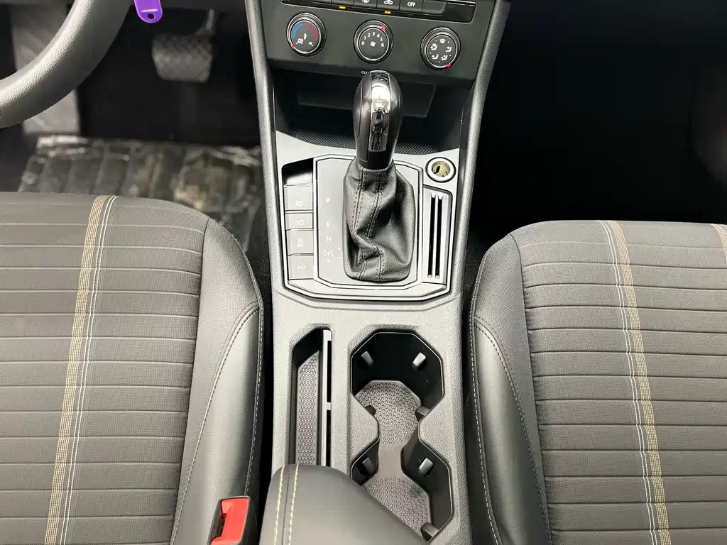 VOLKSWAGEN LAVIDA 2022