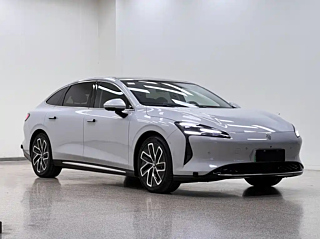 BAO JUN &#20139;&#22659;  2025 YEAR E-POWER 600KM DELUXE EDITION 2025