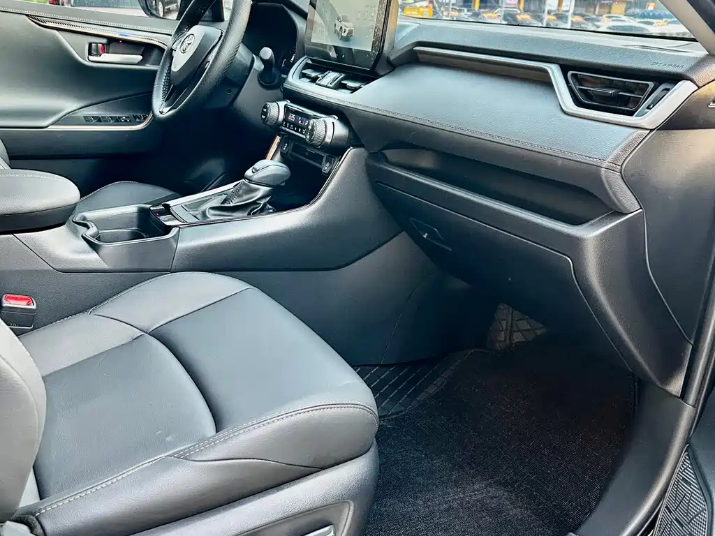 TOYOTA WILDLANDER 2025