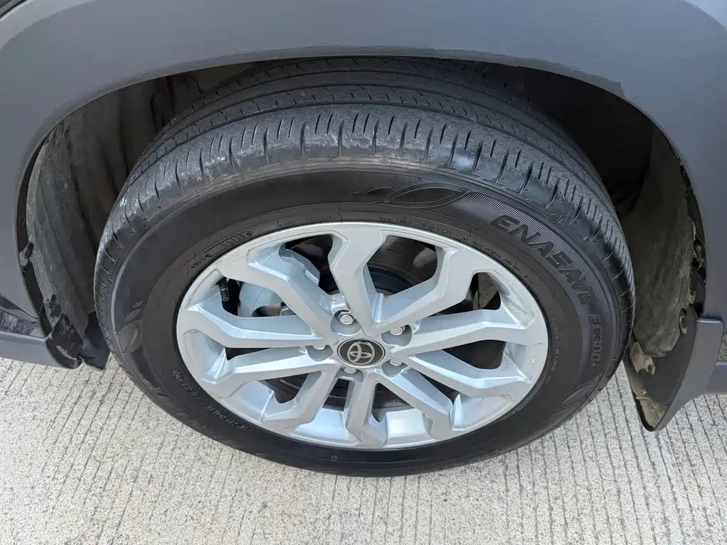 TOYOTA FRONTLANDER 2025