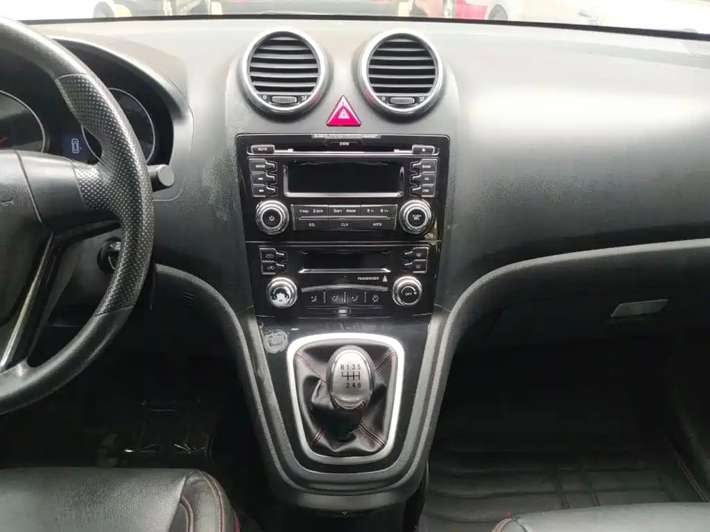 HAVAL H6 2015