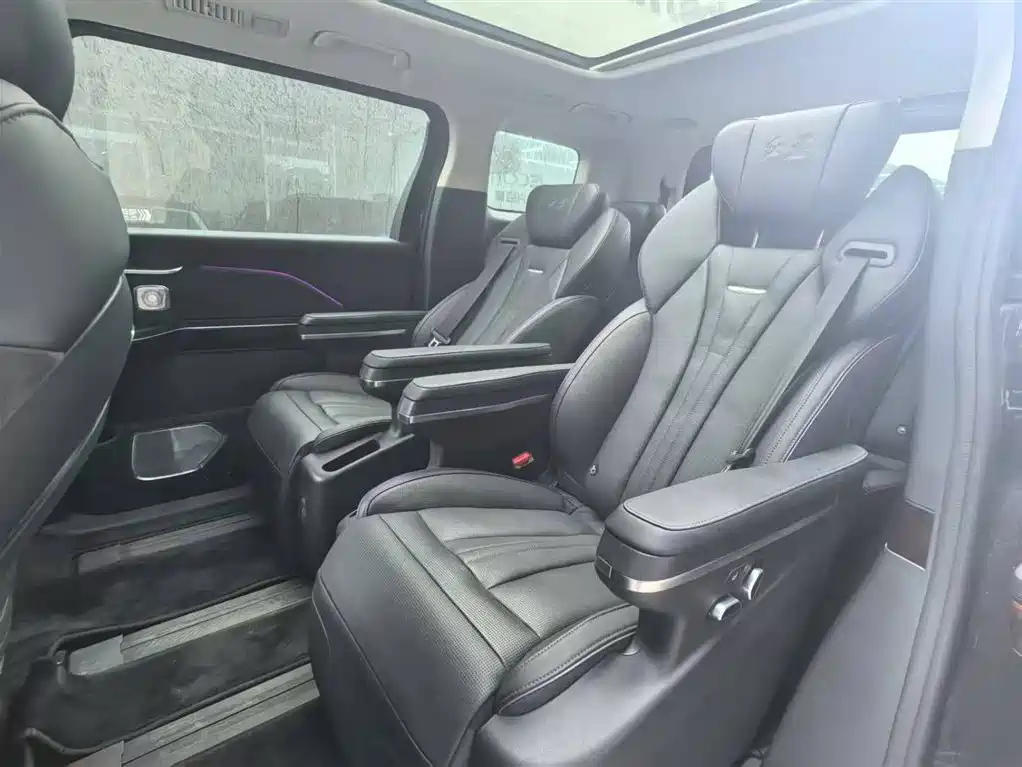 HONGQI HQ9 2023