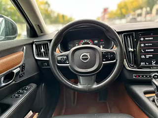 VOLVO S90 2019