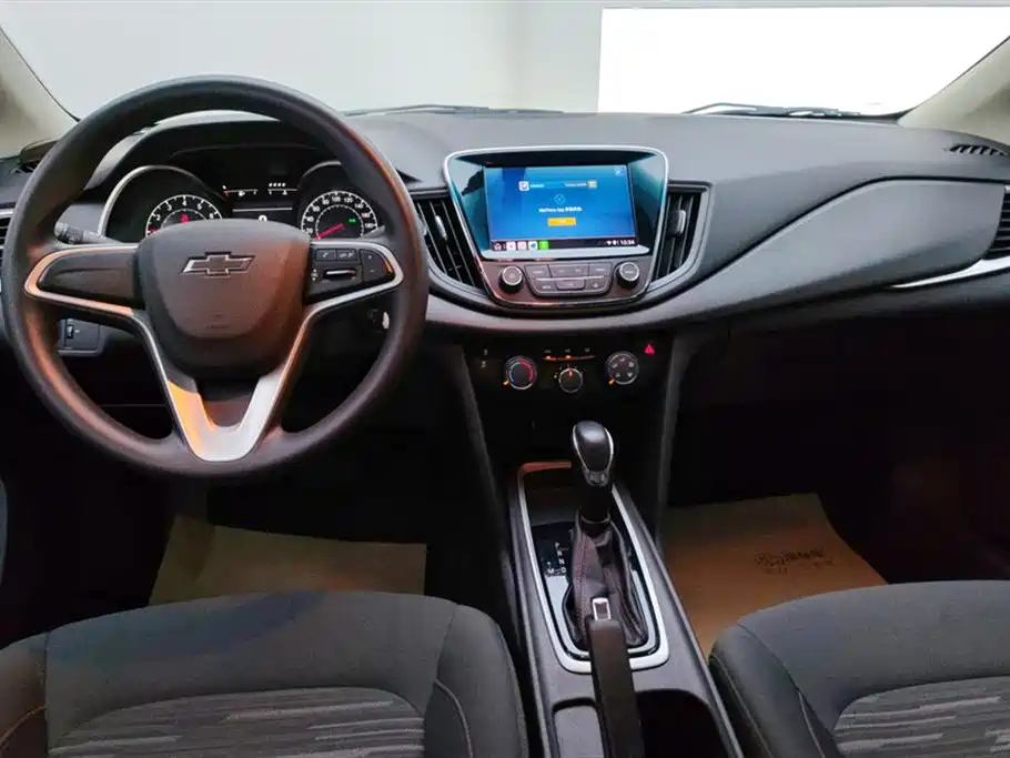 CHEVROLET CRUZE 2019