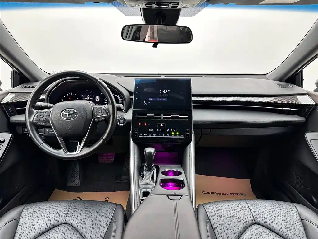 TOYOTA AVALON 2024