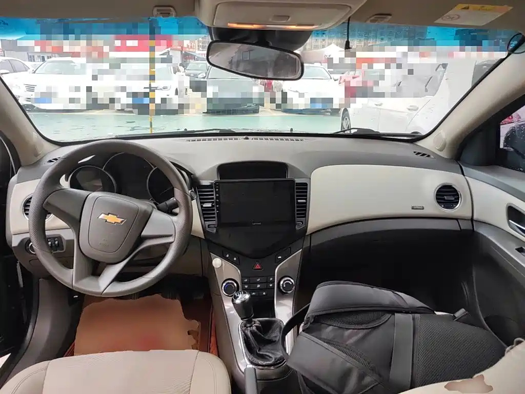 CHEVROLET CRUZE 2015