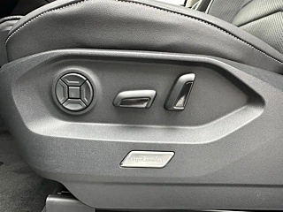 VOLKSWAGEN TOUAREG  2023 YEAR 3.0TSI SHARP & 2023