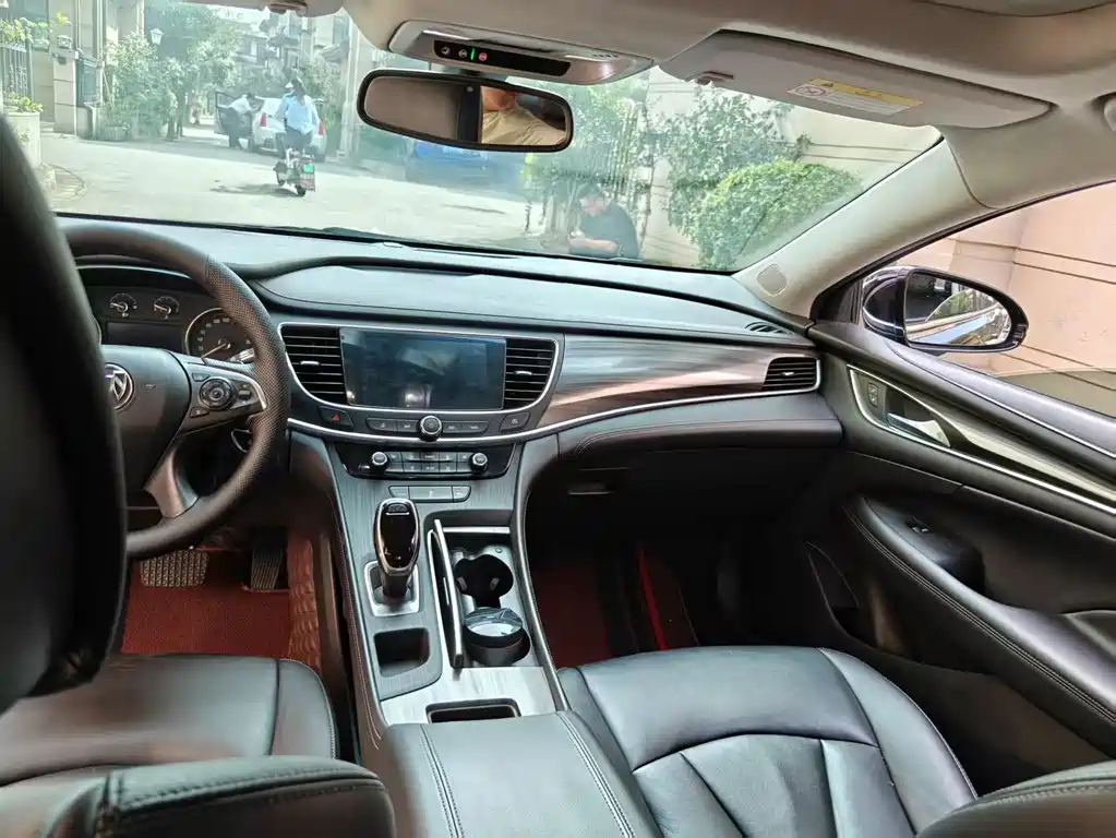 BUICK LACROSSE 2020