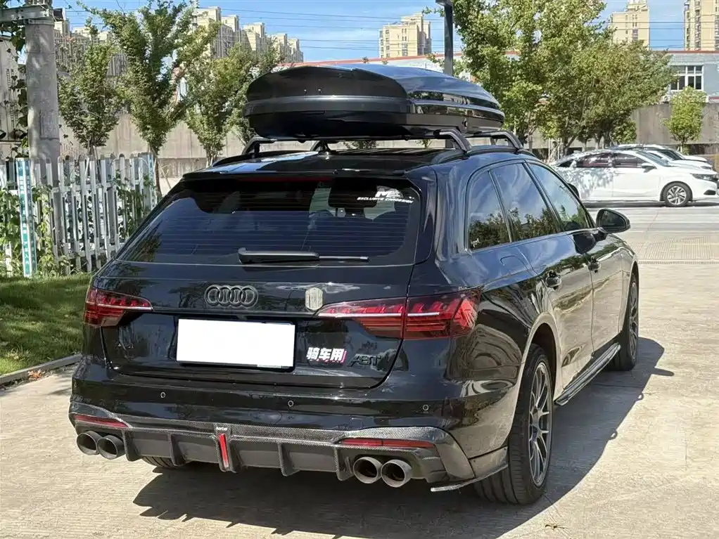 AUDI A4 IMPORT 2021