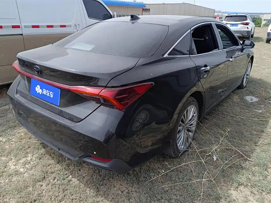 TOYOTA AVALON 2019