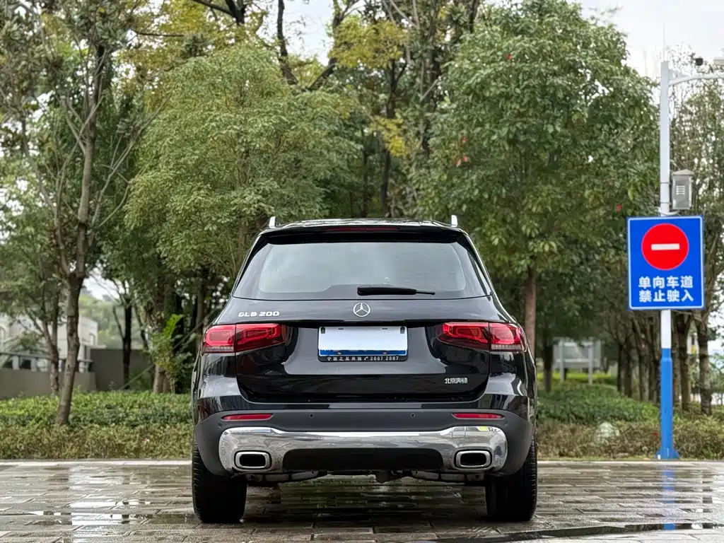 MERCEDES BENZ GLB 2021