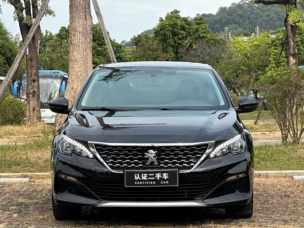 PEUGEOT 408 2020