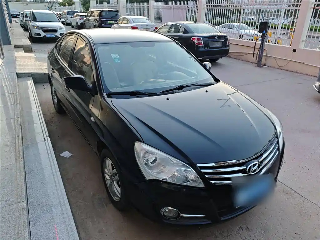 HYUNDAI CELESTA 2015